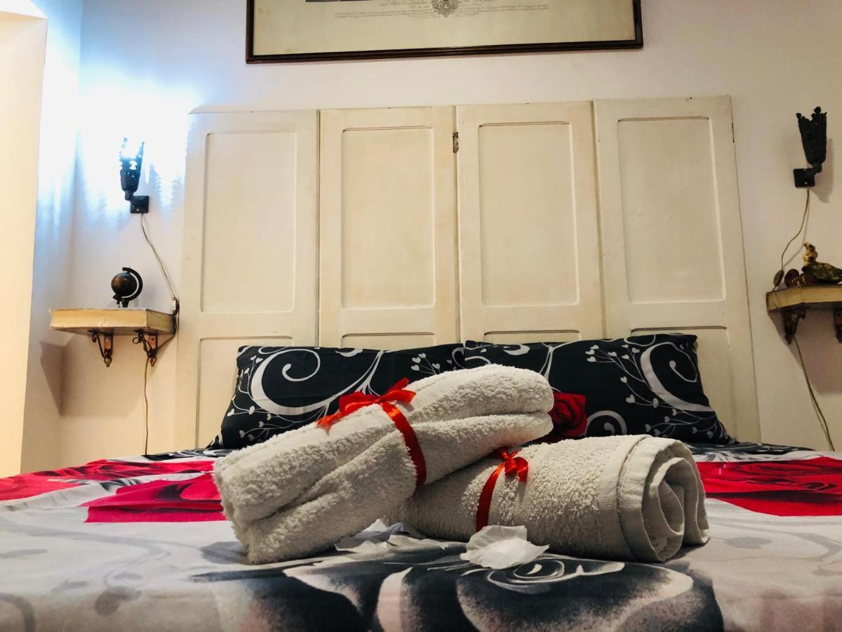 A Casa Di Claudia Appartement Napels Buitenkant foto