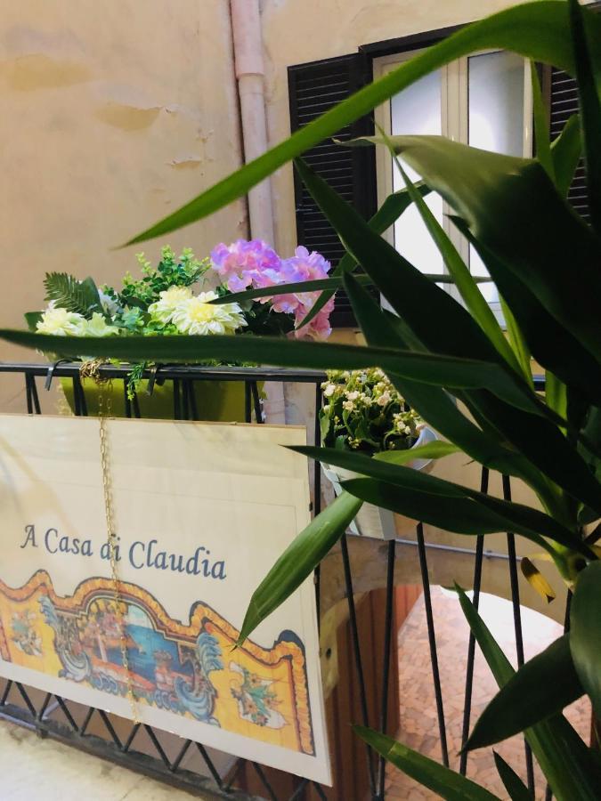 A Casa Di Claudia Appartement Napels Buitenkant foto