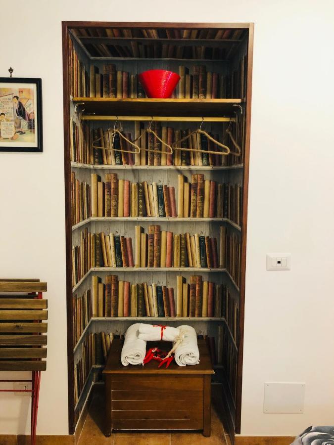 A Casa Di Claudia Appartement Napels Buitenkant foto