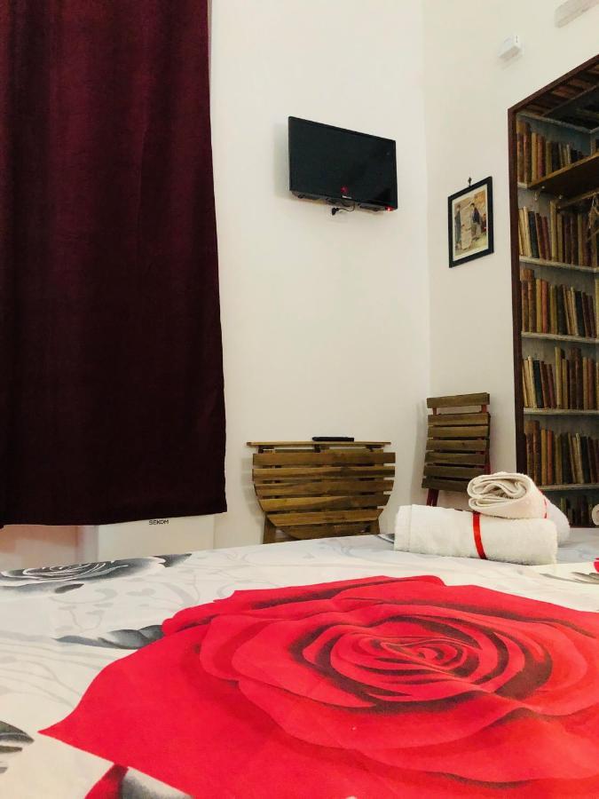 A Casa Di Claudia Appartement Napels Buitenkant foto