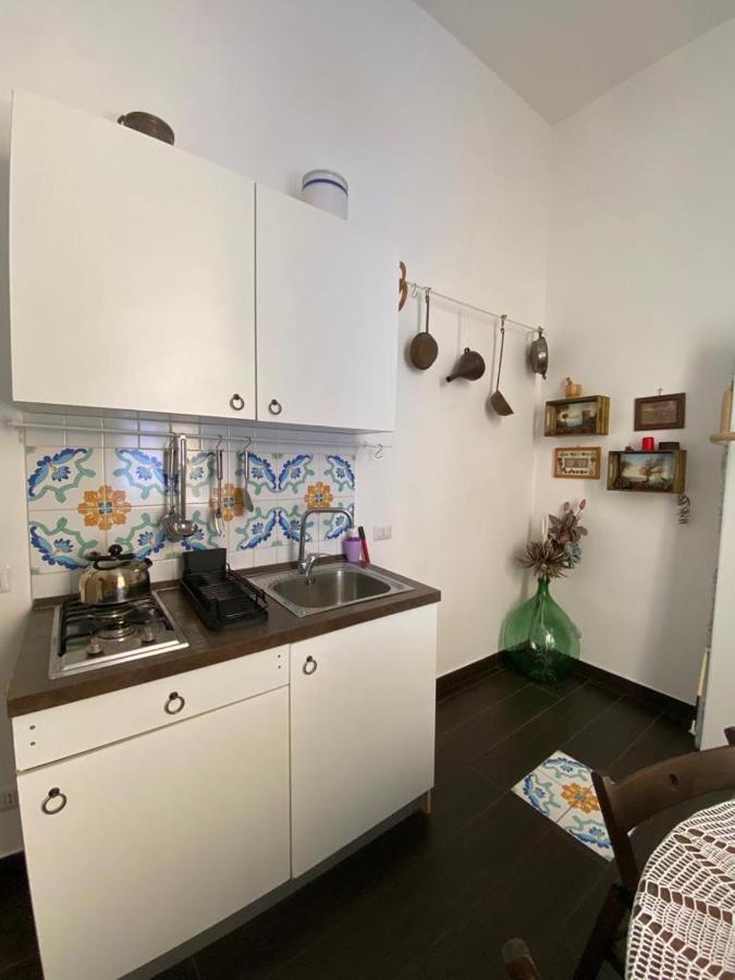 A Casa Di Claudia Appartement Napels Buitenkant foto