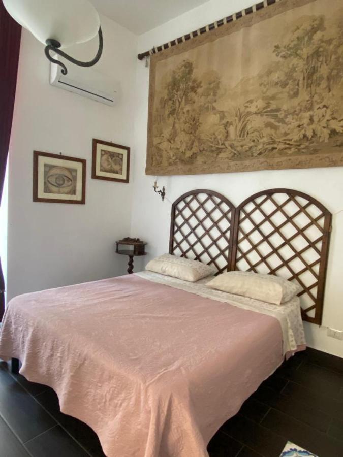 A Casa Di Claudia Appartement Napels Buitenkant foto