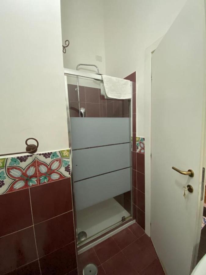 A Casa Di Claudia Appartement Napels Buitenkant foto