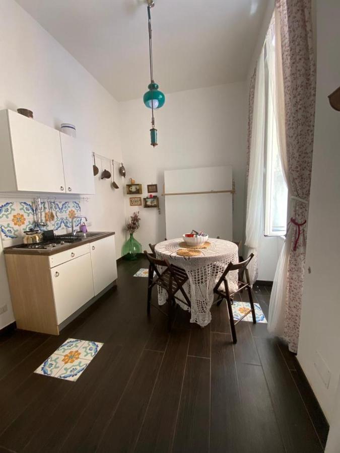 A Casa Di Claudia Appartement Napels Buitenkant foto