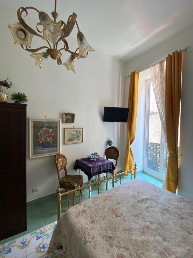 A Casa Di Claudia Appartement Napels Buitenkant foto